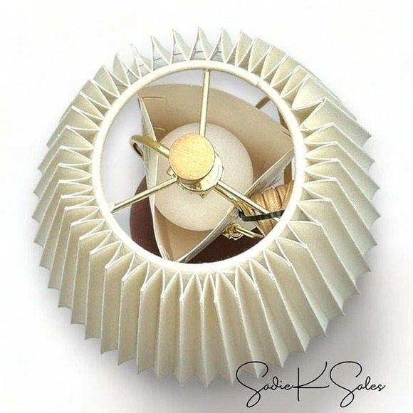 Oval Table Lamp with Pleated Shade‎ - Threshold Studio McGee Target - New in Box - Picture 8 of 9